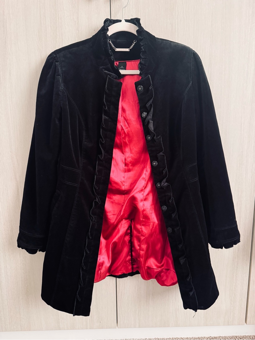 White House Black Market Black Velvet Trench Coat with hot pink  Lining Sz S